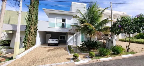 Casa com 3 dormitórios à venda, 220 m² por R$ 1.590.000 - Residencial Levillage - Valinhos/SP