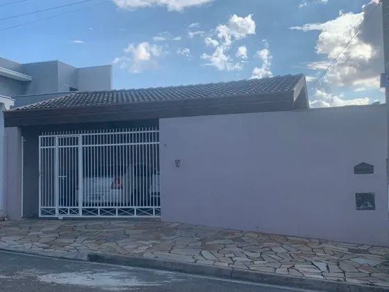 Casa com 3 quartos, Loteamento Residencial Água Nova - Valinhos
