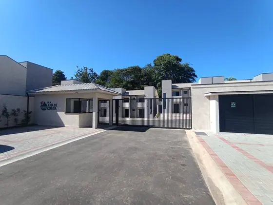 Casa de Condomínio com 2 Quartos