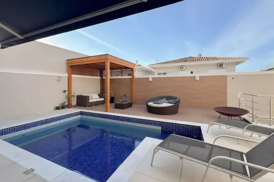 Casa 3 suites em condominio fechado proximo ao Porto Seguro