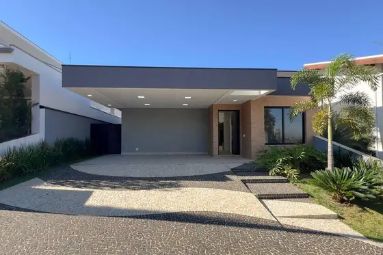 Casa de Condomínio